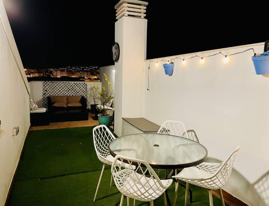 Magnifique Duplex Avec Terrasse Proche De La Plage Màlaga Exteriér fotografie